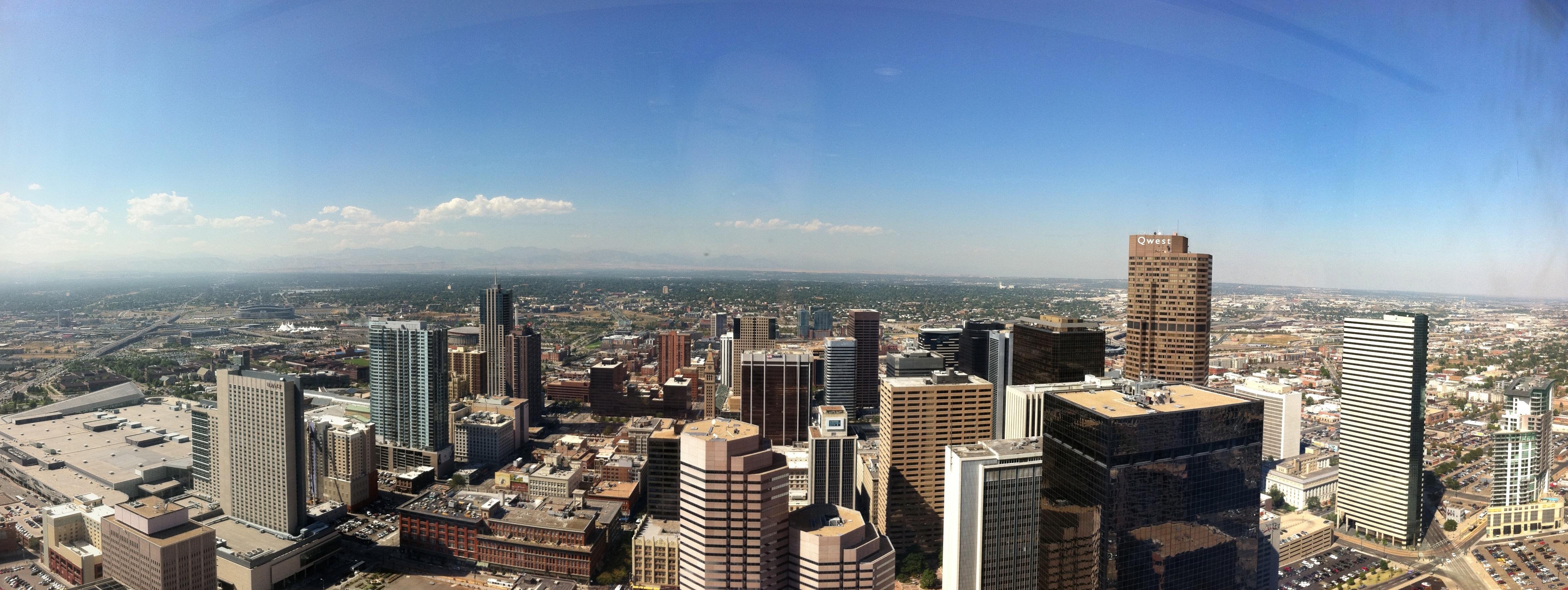 File:Denver skyline-02.jpg - Wikimedia Commons