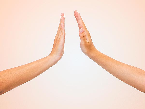 National High-Five Day: Who Invented the High-Five? : People.com