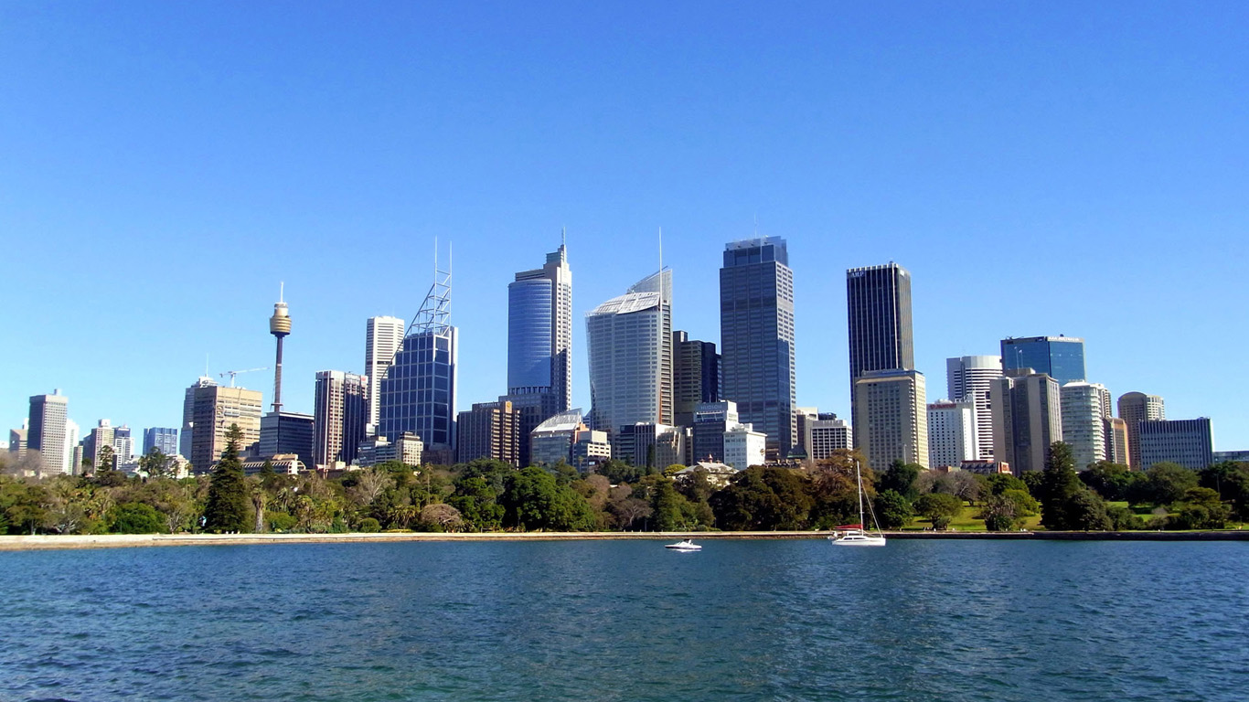 Sydney City Skyline - 1366x768 iWallHD - Wallpaper HD