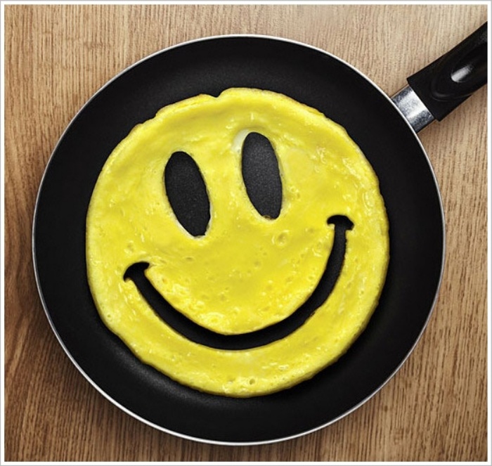 For Happy Breakfasts: Crack a Smile Mold | OhGizmo!