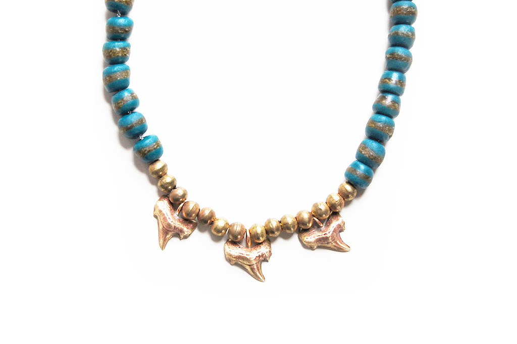 Beaded Shark Tooth Necklace - giantLION