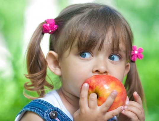 Bubble Gum Flavored Apples Hit Grocery Store Shelves - Sign A ...