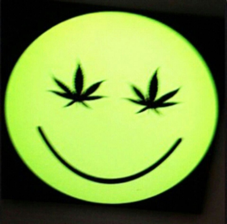 Sticker-like potleaf eyes Smiley face | pot leaf <3 | Pinterest