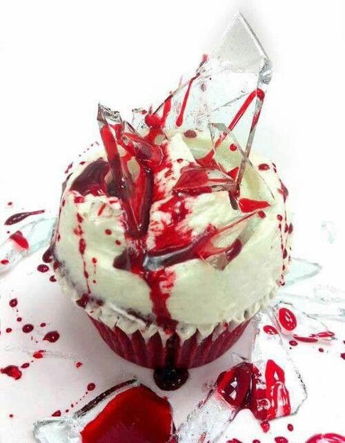 Halloween treat BROKEN GLASS CUPCAKES ingredients: one can white ...