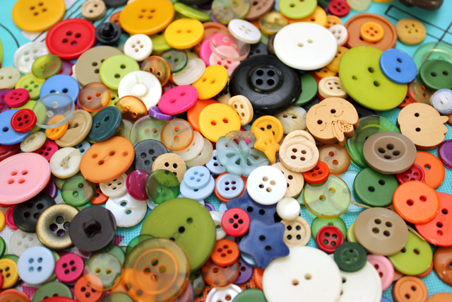 Kids Craft: Button Art - Happiness is Homemade