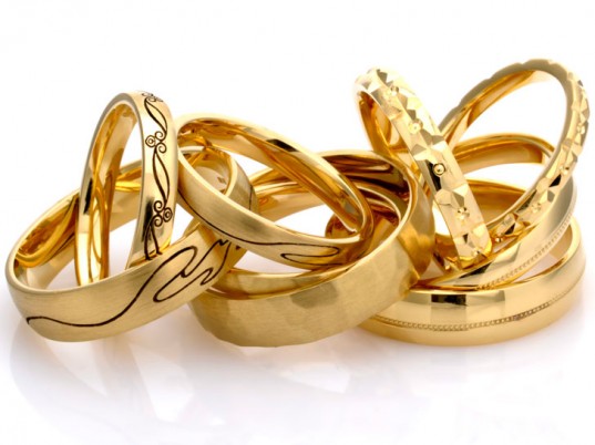 Fair-Trade Gold Jewelry | Ecouterre