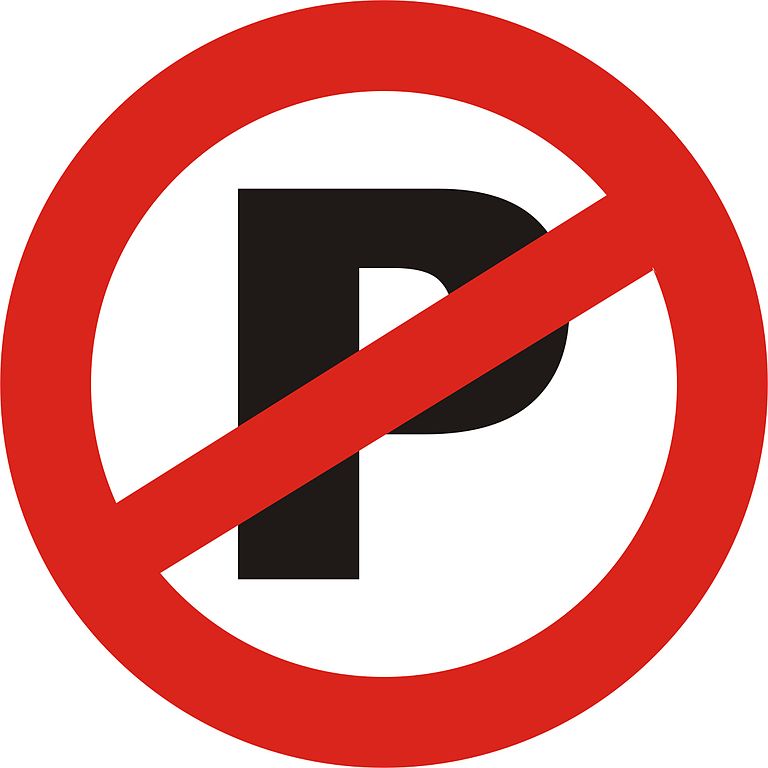 File:Road Sign No Parking.jpg - Wikimedia Commons