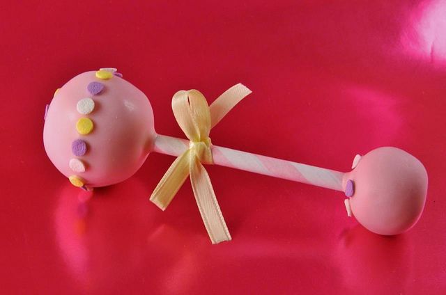 Baby rattles - both ends are cake pops! If you'd like to learn how ...