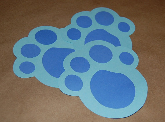 Blue's Clues Inspired Paw Print Game with Handy by CraftsForKids