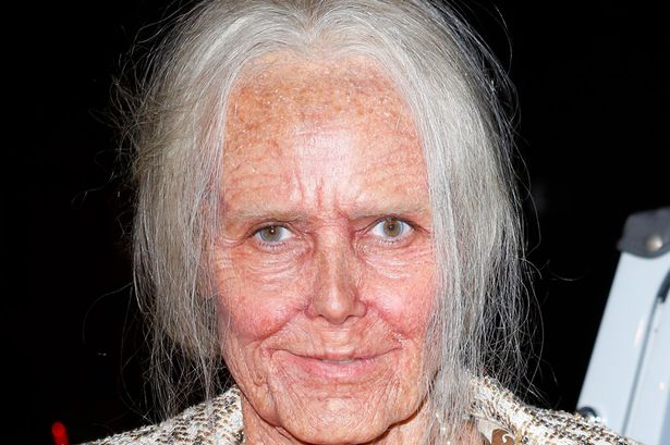 Heidi Klum gets transformed into a wrinkly old lady for Halloween ...