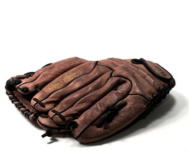 Care and treatment of your trusty old Baseball glove | Sporting ...