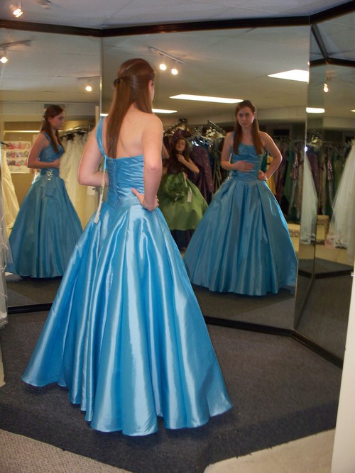 Rose prom dresses | Prom dress stores in carbondale il | Prom ...