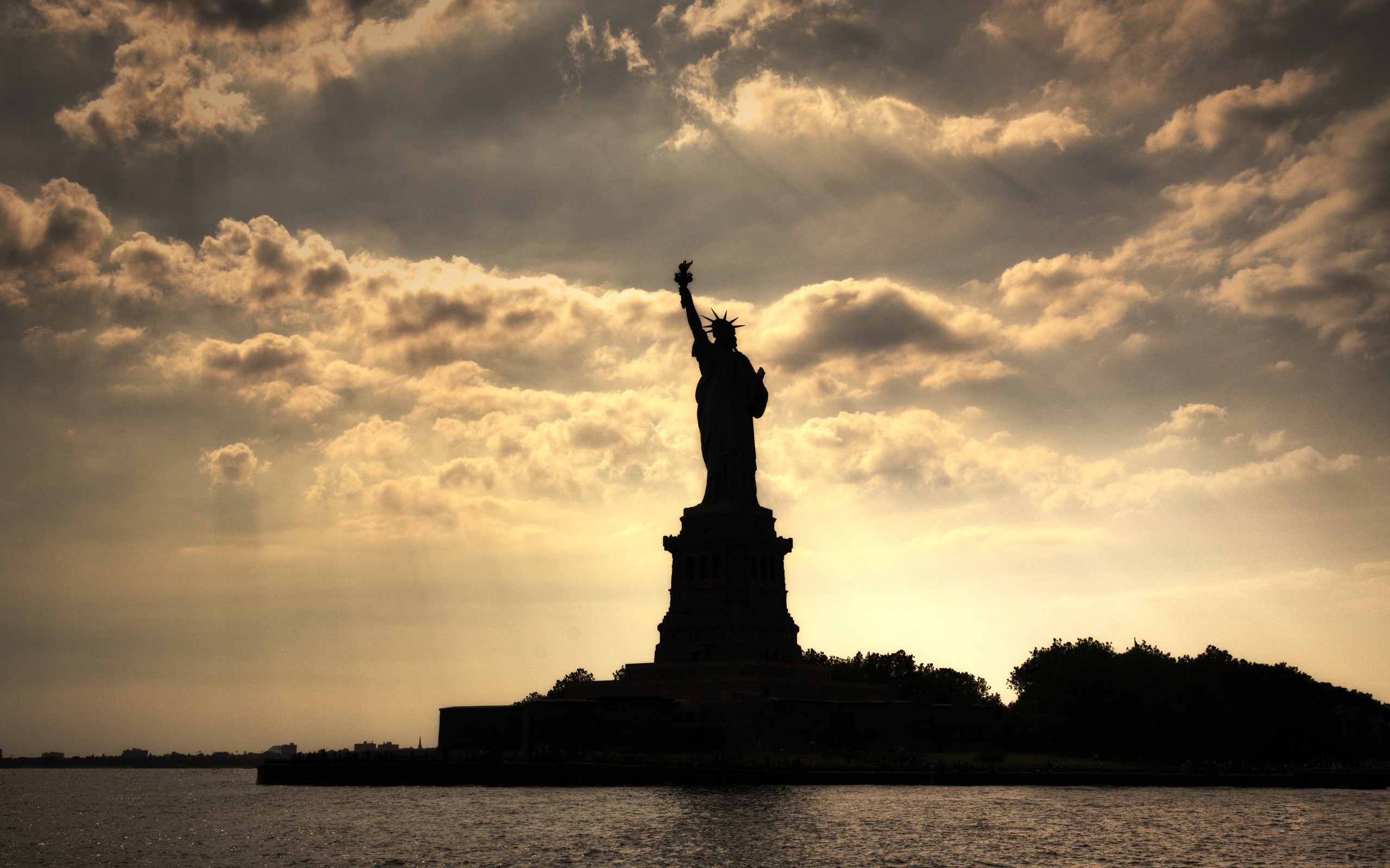 Statue of Liberty Silhouette Wallpapers, Statue of Liberty ...