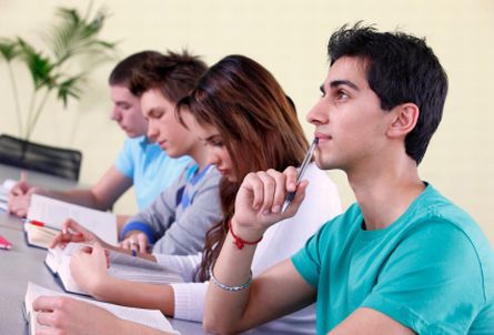Advantages of Classroom Student Feedback - Hot Topics in Education