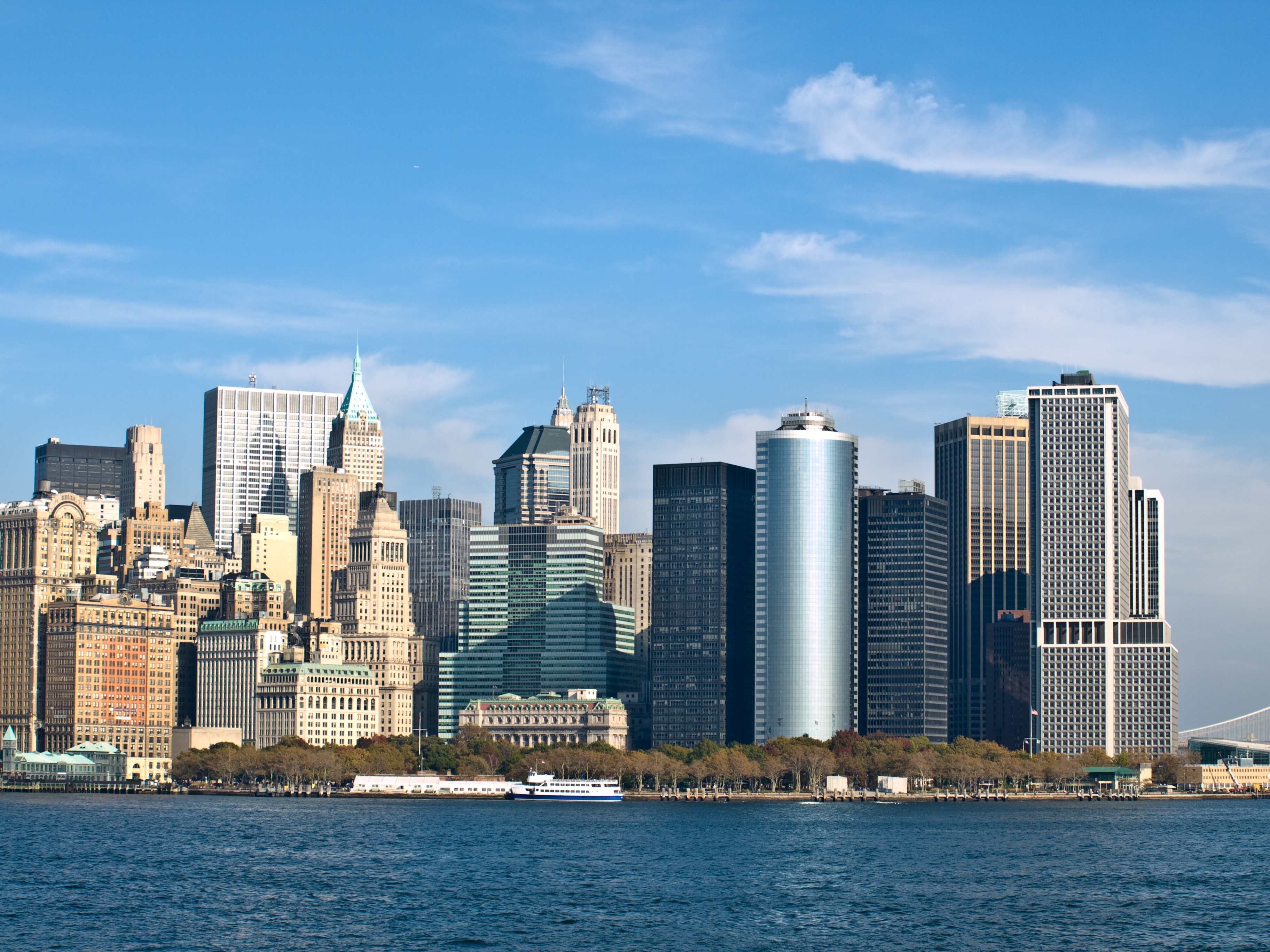 File:New York Skyline-02.jpg - Wikimedia Commons