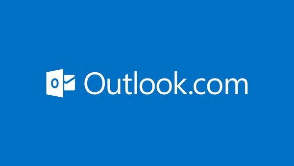 Microsoft Outlook Arrives To Hotmail's Demise | Ubergizmo