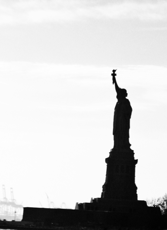 Statue of Liberty Silhouette | { T o E x p l o r e / R o a m ...