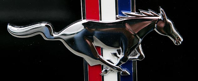 2013 Ford To Project Image of Logo from Side Mirror - Velocity