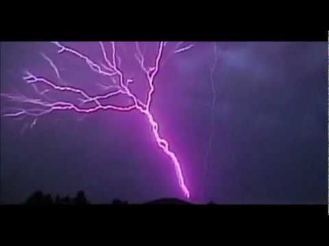 Lightning bolts Thunder bolt slow motion - YouTube