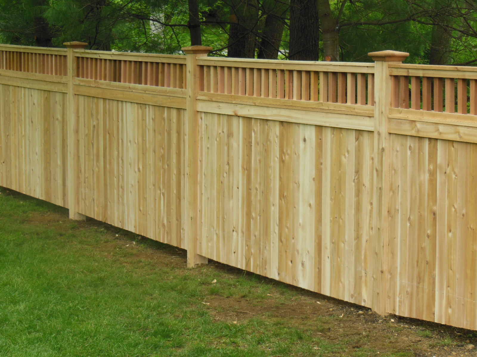 Wood Fences, Picket Fences, Privacy Fences in Wilmington NC