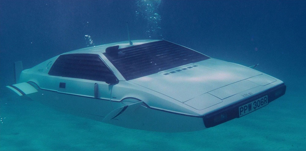 The Name is Bond": His 5 Best Boats « www.yachtworld.com www ...