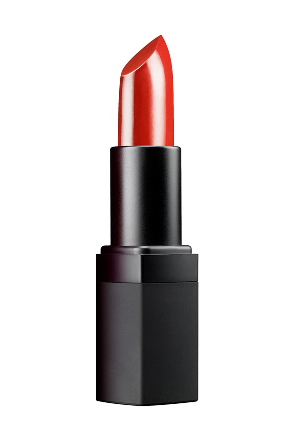 red-lipstick-heat-wave-vogue- ...