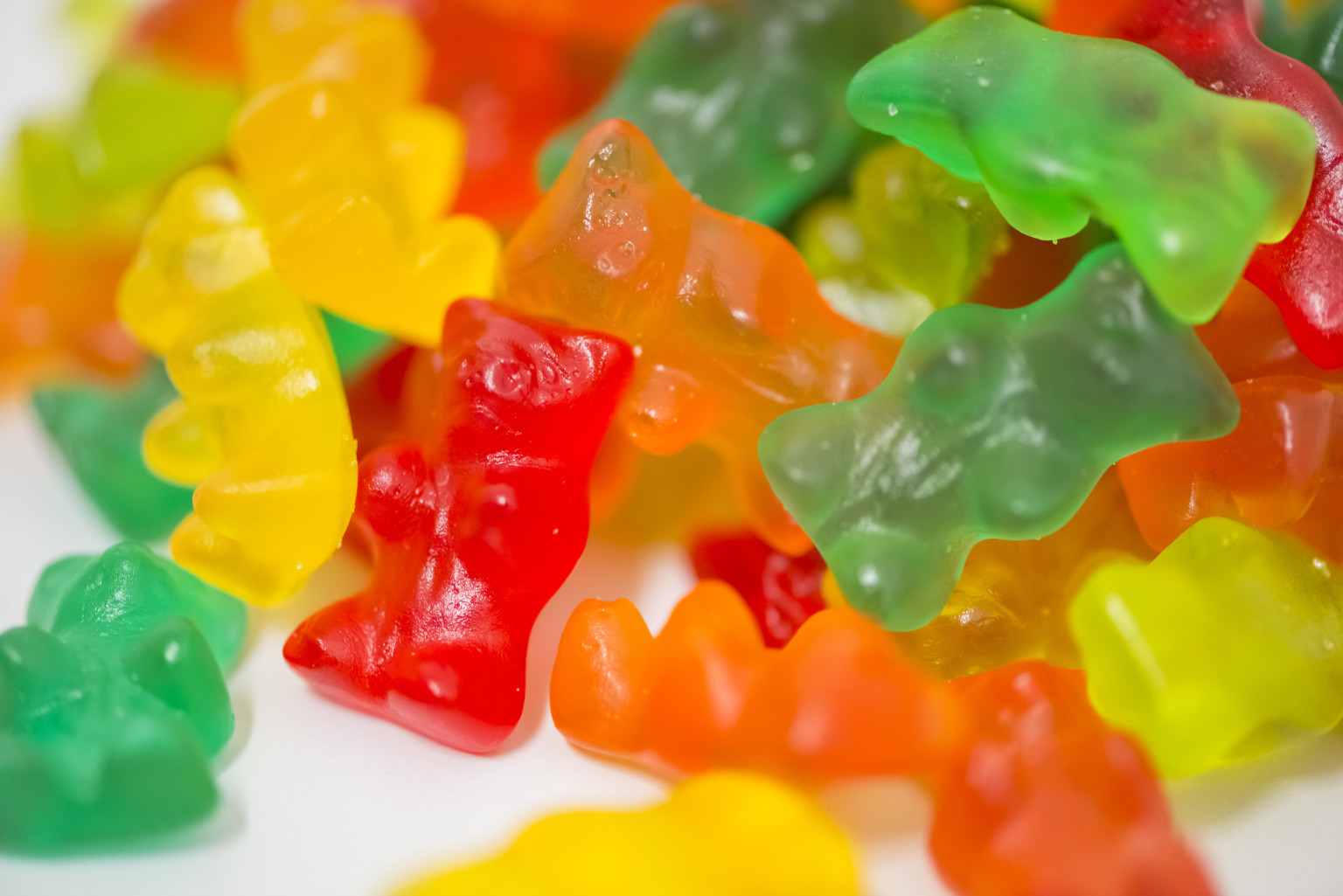 Gummy Bears and Sprite Popsicles Make the Best Summer Treat ...