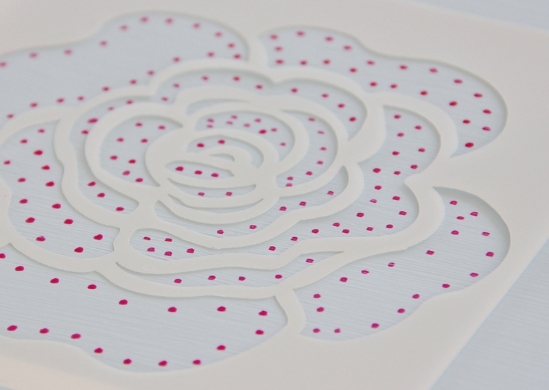How To Stencil Dot a Table Top - Thistlewood Farm