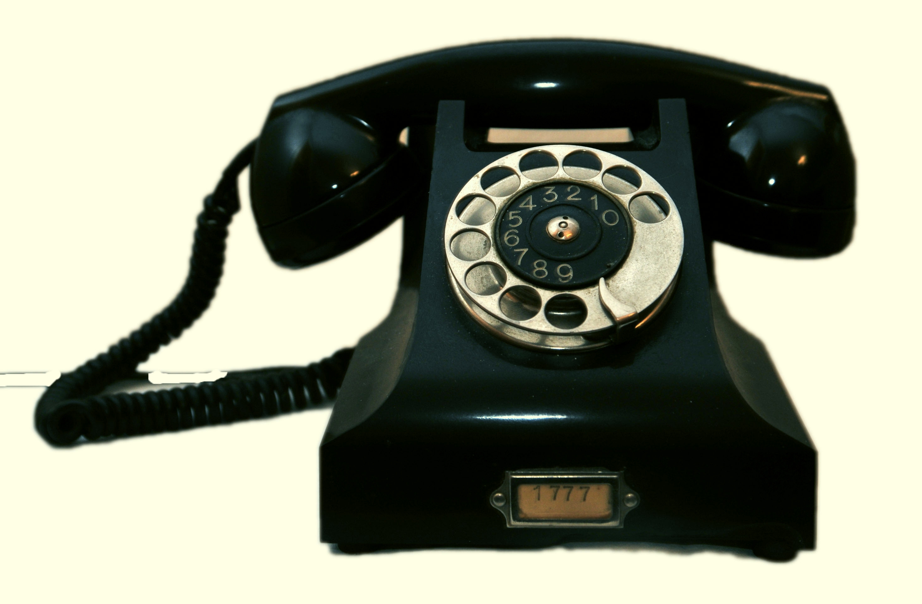 Telephone - Wikipedia, the free encyclopedia