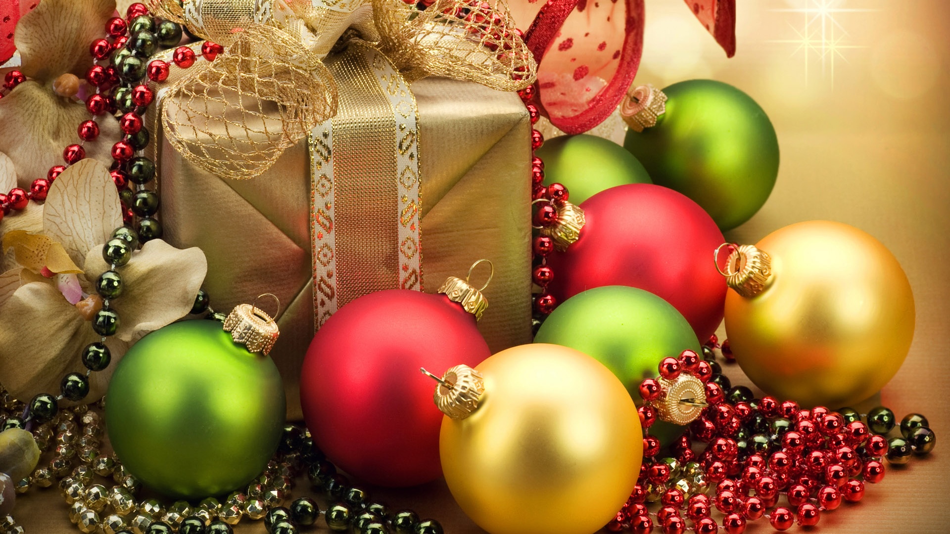 Christmas Ornaments Wonderful Decorating 12 On Home Decor Ideas ...