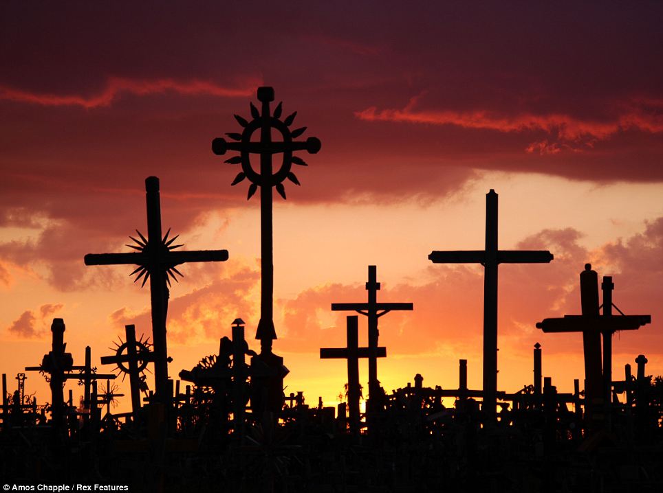 Amazing Stuff! » Hill of crosses