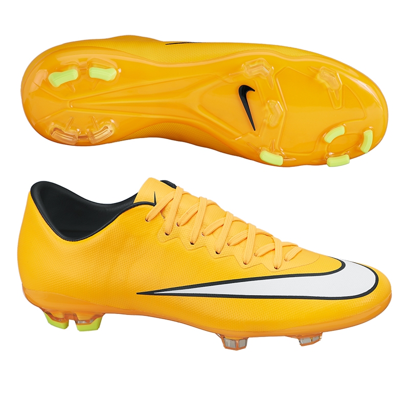 Nike Soccer Cleats at SoccerCorner.