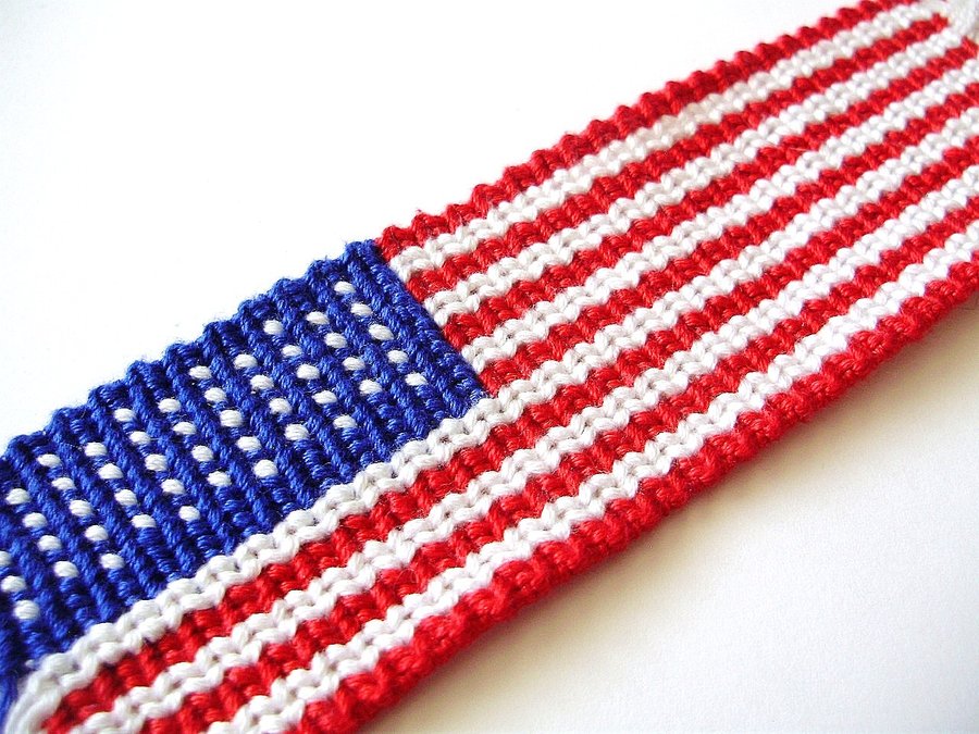 Accurate American Flag Friendship Bracelet by QuietMischief on ...