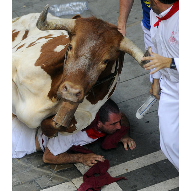 Two people gored during the second running of the bulls at the San ...