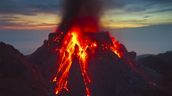 Nature's fireworks: 10 stunning volcanic GIFs | Science! | Geek.com
