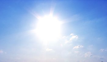 6 Tips To Protect Your Skin From Skin Cancer by MunFitnessBlog.com