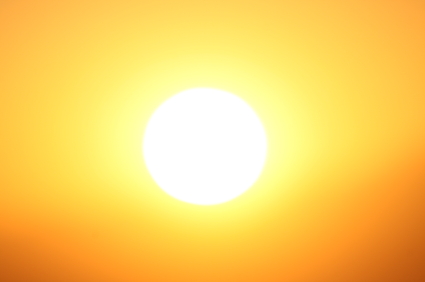 Heat is hard on the heart; simple precautions can ease the strain ...