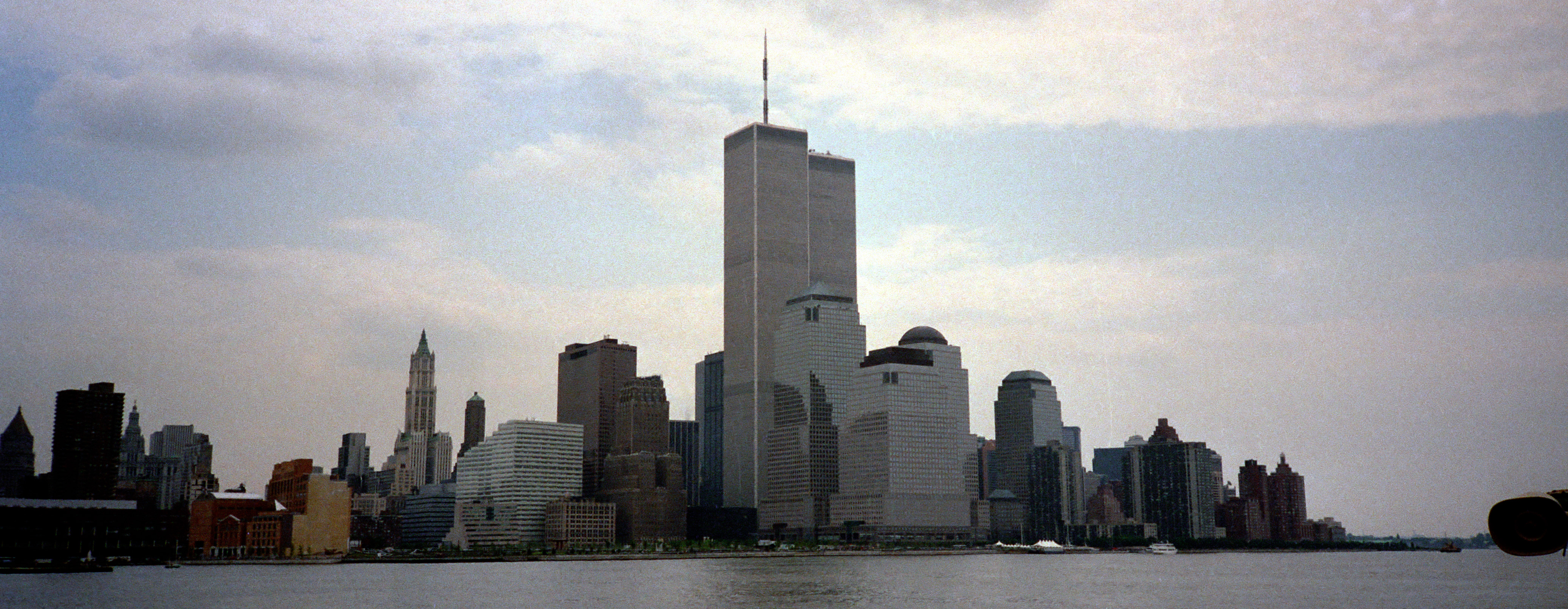 File:NYC Skyline.jpg - Wikimedia Commons