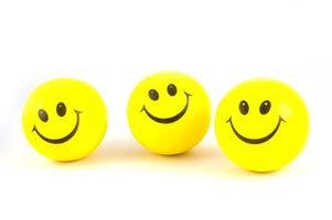 How to Include Moving Smileys in an Email Signature | eHow