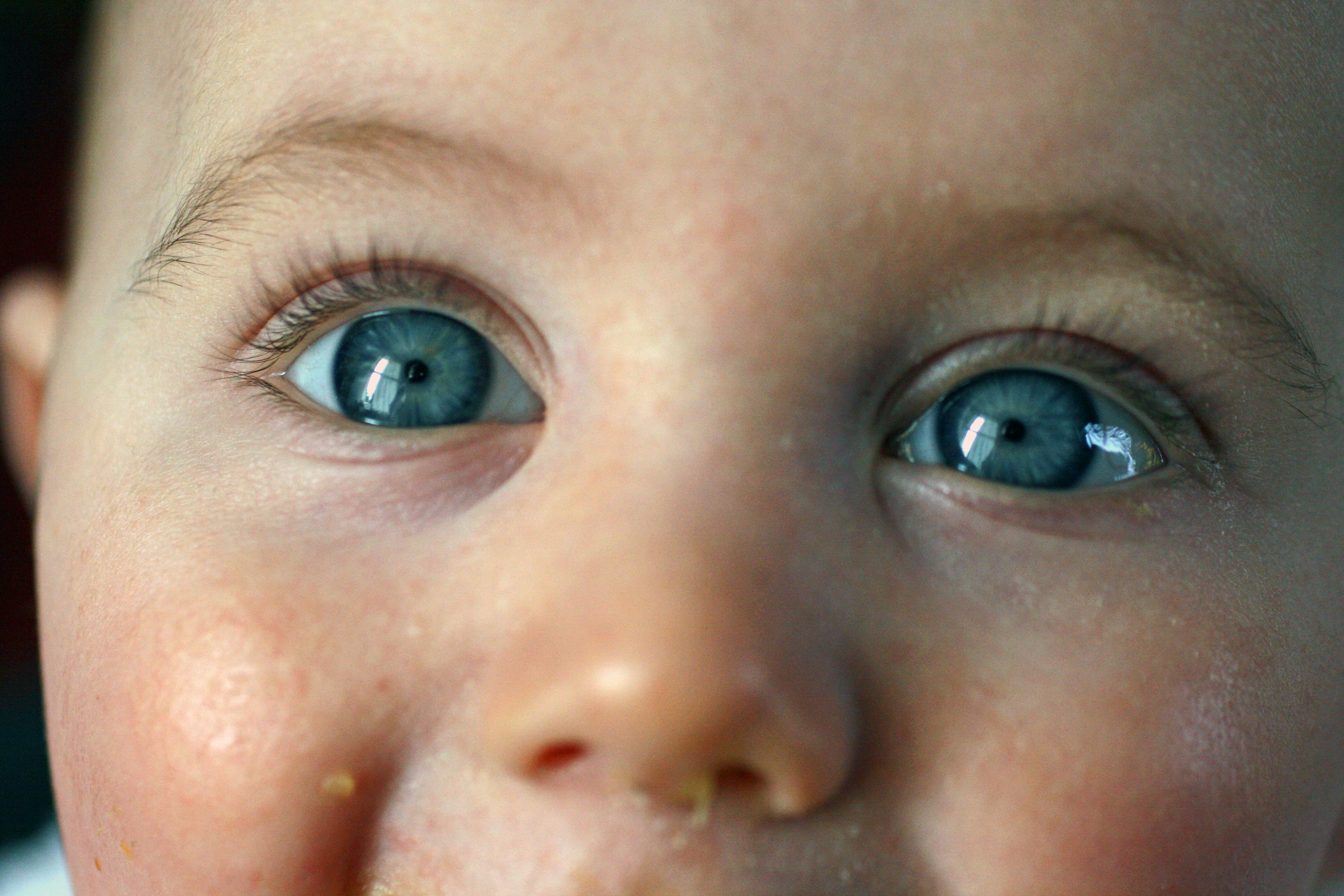 File:Smiling Eyes.jpg - Wikimedia Commons