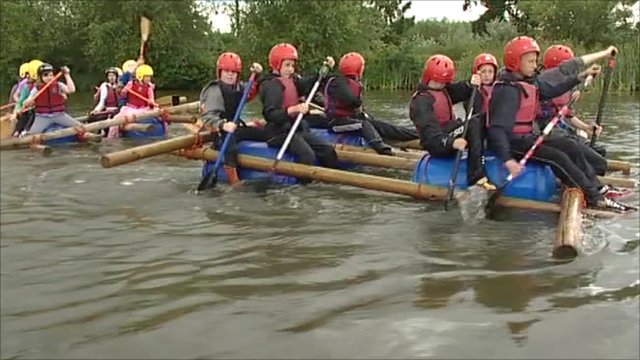 Cuts may deny poorer children outdoor school trips - BBC News