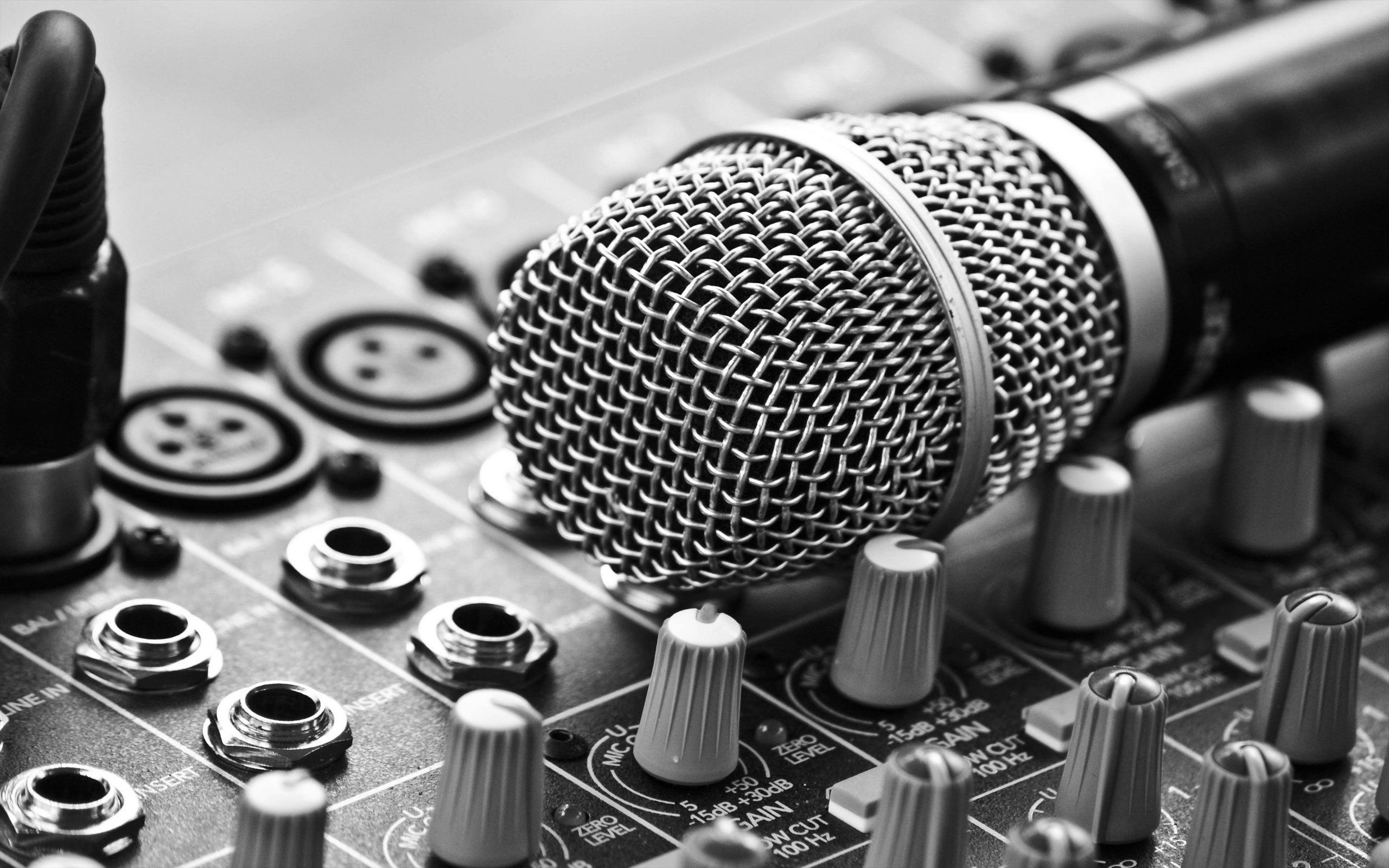 Music In The 00s | PlayBuzz