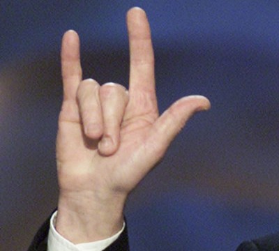 Gebärdensprache - Hochdeutsch für Gehörlose - Wissen - Süddeutsche.de