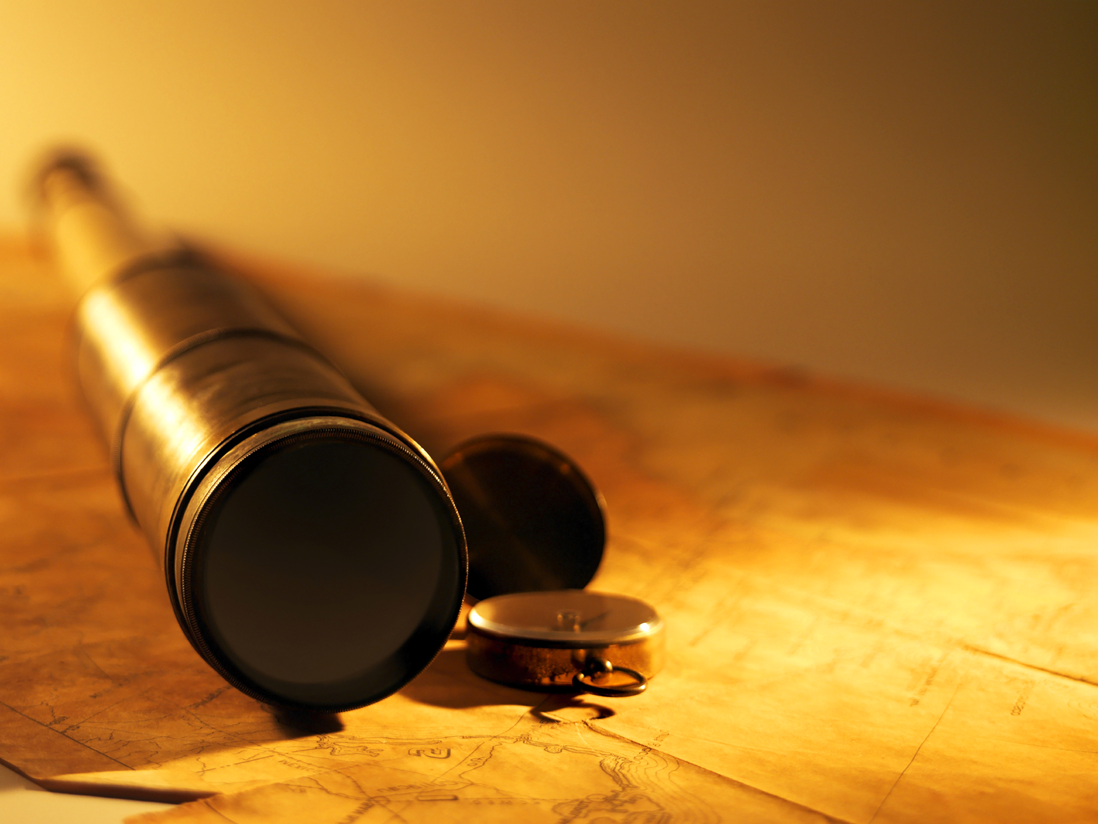 Map and Old Spy Glass wallpaper | The Long Goodbye