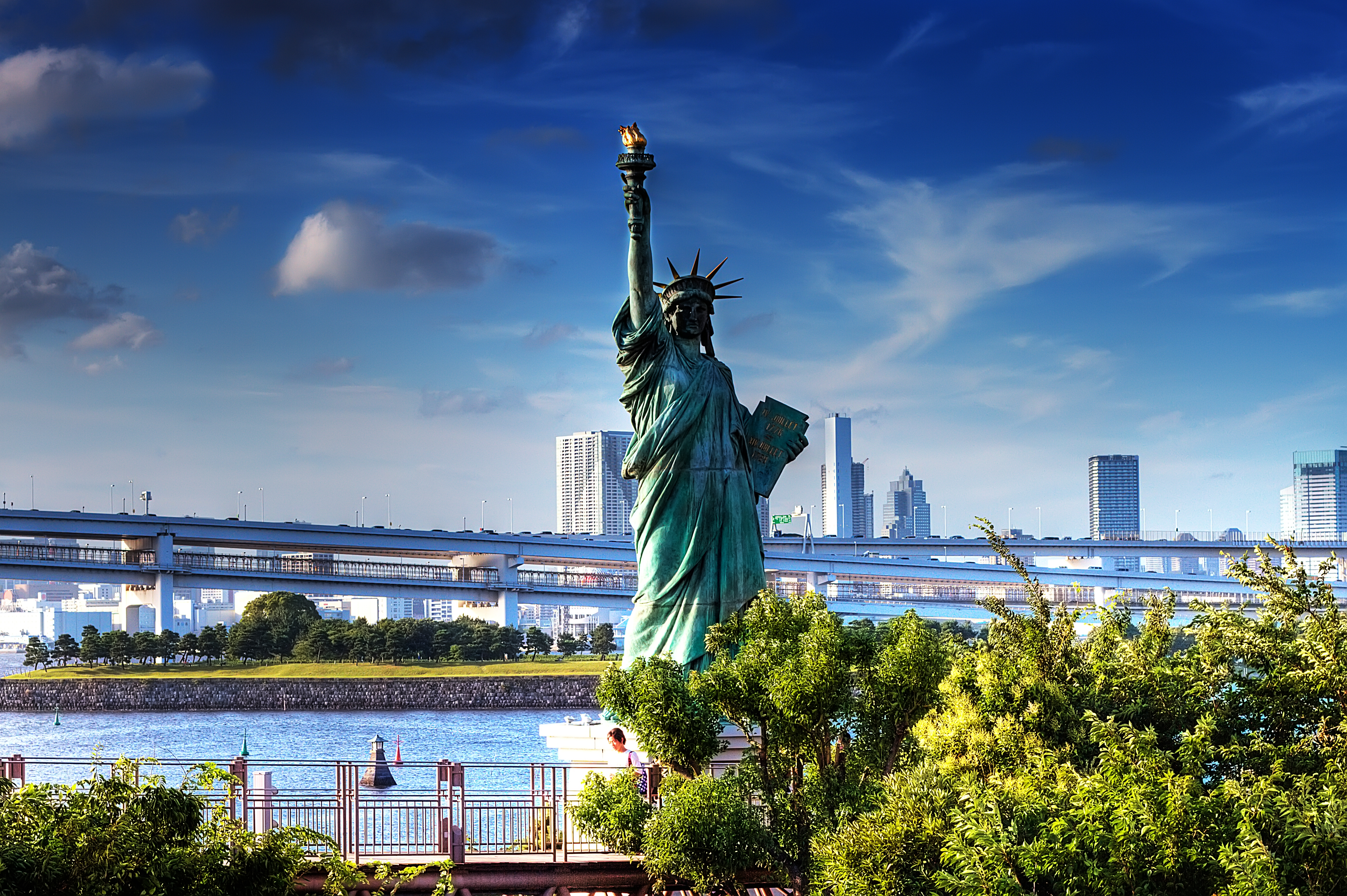 The Statue of Liberty | photo page - everystockphoto