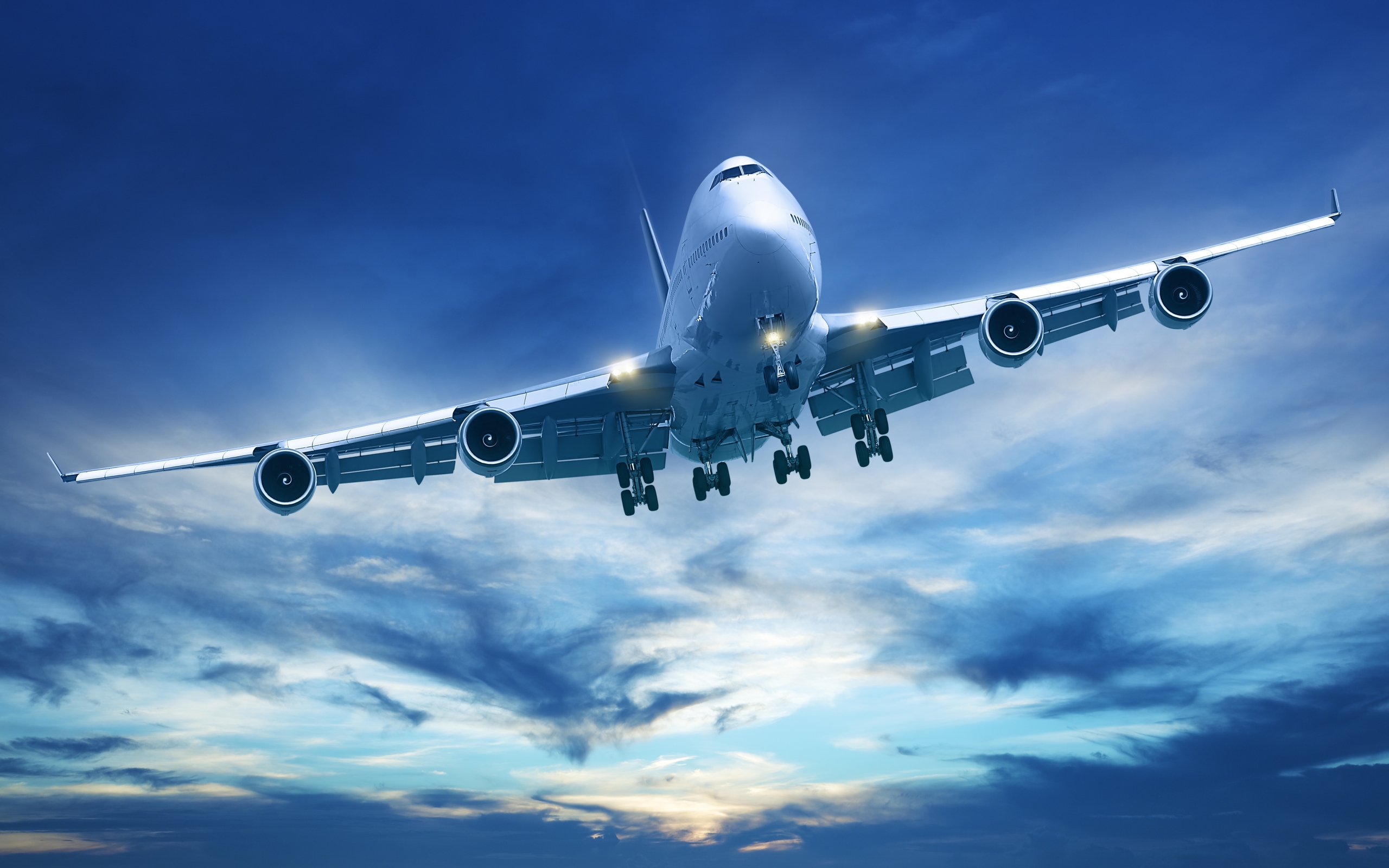 A_airplane.jpg