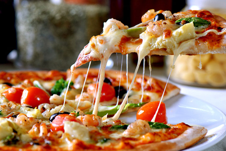 Che pizza in Taormina!! Cooking pizza class! - Deep in Sicily